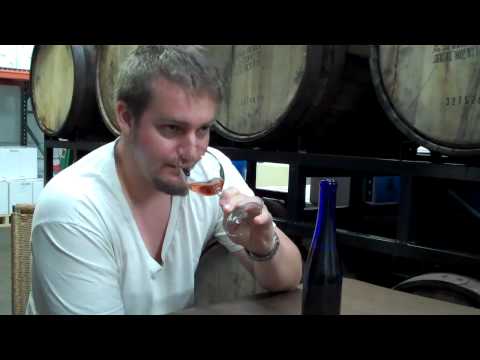 B. Nektar Meadery - Cranberry Melomel (Xtra Limite...