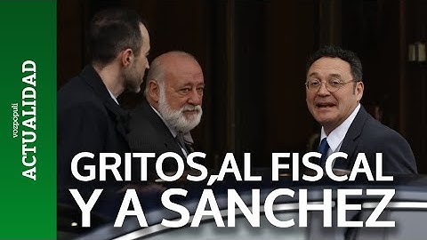 Gritos contra Sánchez y el fiscal general en su llegada al Supremo