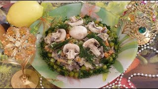 Праздничный салат с куриной печенью и грибами "Новогодний бум"/Рецепт недорогих блюд на Новый Год Праздничный салат с куриной печенью и грибами "Новогодний бум"/Рецепт недорогих блюд на Новый Год