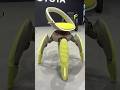 Toyota vient de dévoiler un fauteuil roulant robotisé capable de marcher,