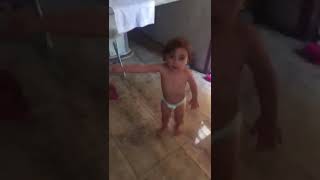 Giovanna Dedando O Pedro