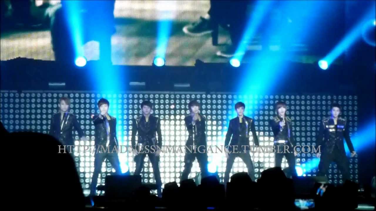 Ukiss _ Music Bank @ Paris