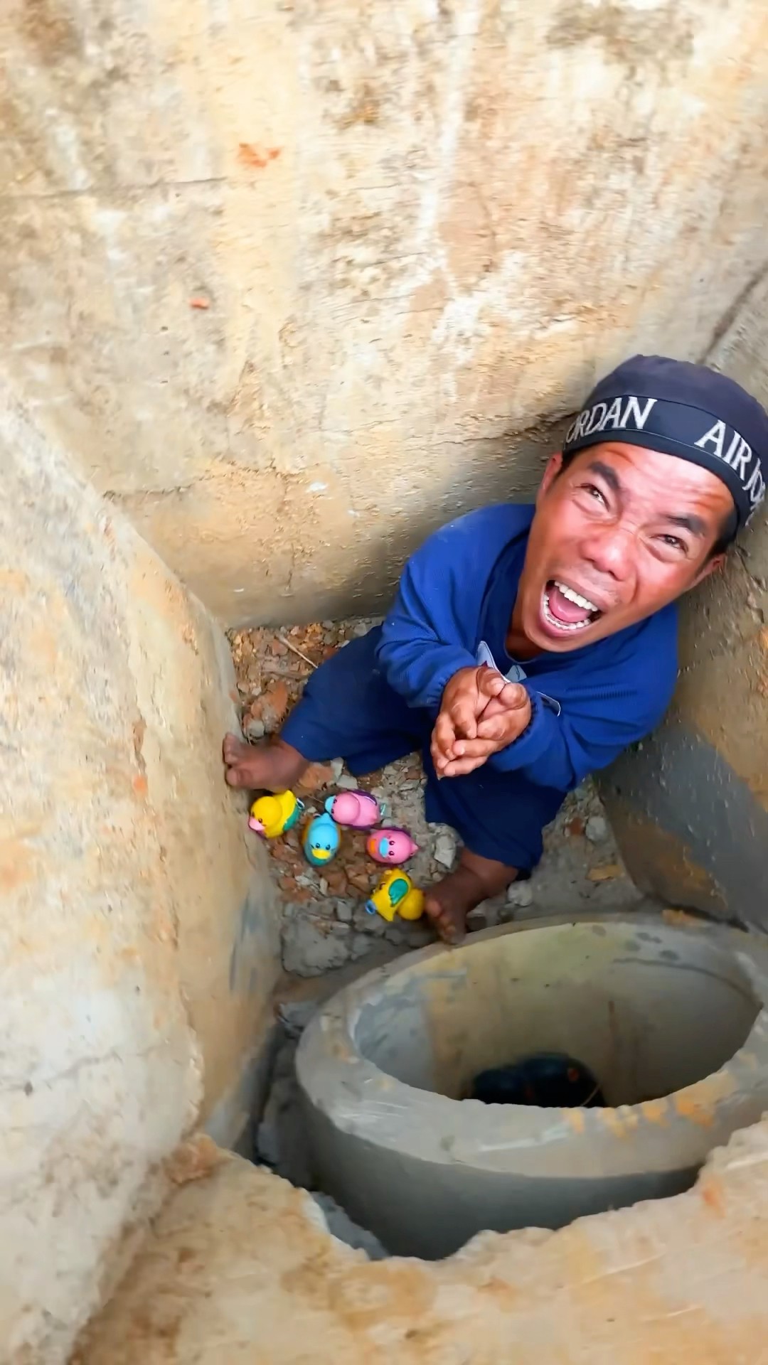 ToRung comedy: ?help the chicks?