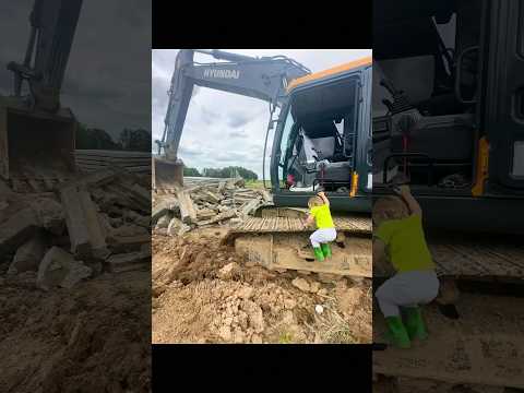 Приехал начальник стройки!Проверял