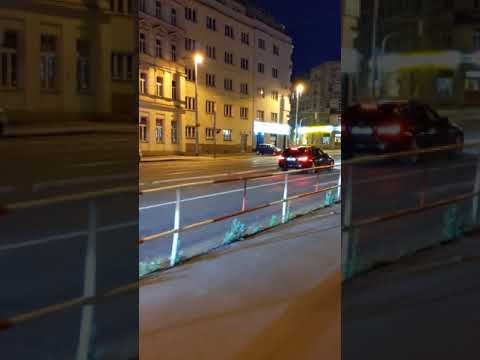 Google Pixel 3a ukázka natáčení videa v noci