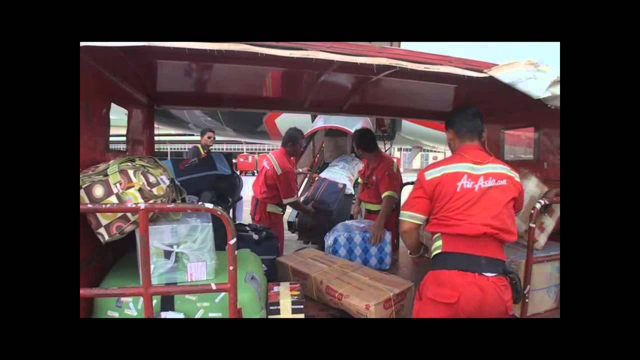 airasia ramp ground ops 2012 - YouTube