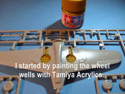 ACADEMY 1/72 P-40 M / N Warhawk - A Building Review