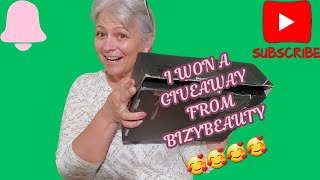 YAY I WON A GIVEAWAY FROM @bizybeautycustoms ON IG 🥰😍