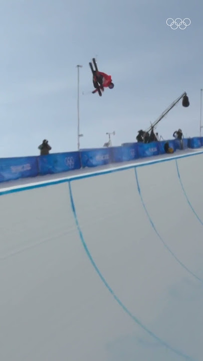 Olympic freestyle skier Eileen Gu stuns with final big air trick