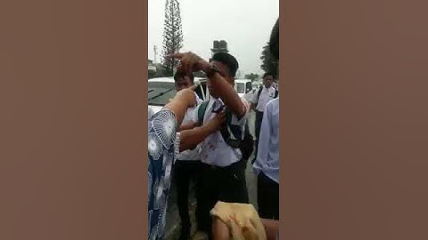 Gaduh budak sekolah