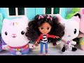 Arts and Crafts with Gabby&#39;s Dollhouse, Making DIY Charm Necklace with Pandy