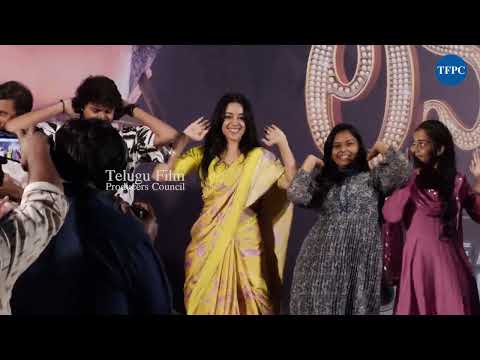 Mirnalini Ravi Dance With Media People | Tum Tum song | TFPC - TFPC