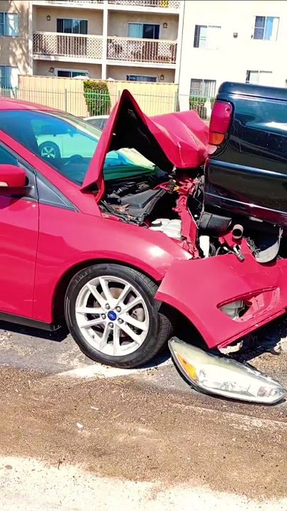 This just happened, Doesn't look good#automobile #shorts