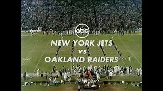 Very end is cut but no scoring missed. namath puts on a show against
really good oakland team that ended up being bit too much.