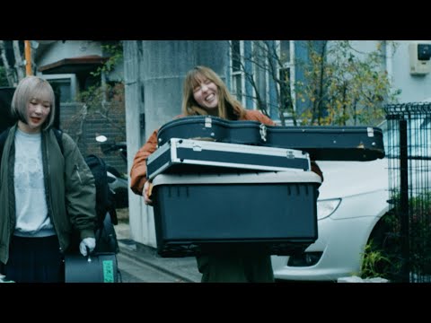 yonige 「神様と僕」Official Music Video - YouTube