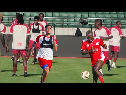 Tazama BALAA LA NEO MAEMA JONATHANI SOWA MPANZU NA BAJABER KWENYE MAZOEZI YA SIMBA LEO MKAPA 