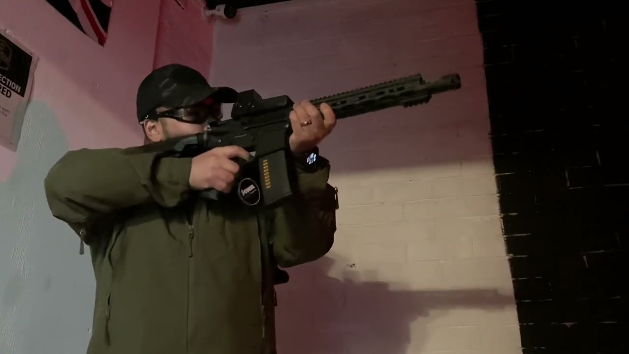 Trying out The Kwa rm4 ronin t10 with electronic recoil and an acetech bifrost tracer 🔥