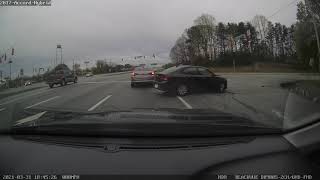 Driver goes from turn left lane to onramp 3/31/2021 6:44PM Greensboro NC