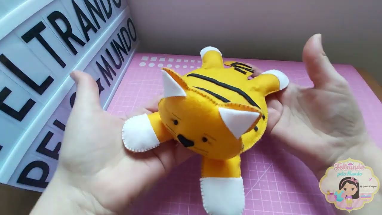 Diy:; Porta copos gatinho em feltro, com molde gratis.