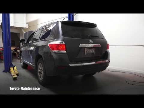 Toyota Highlander Tail Light Bulb Replacement