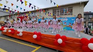 Nisan Barış Manço Müsadenizle Cocuklar Şarkısı Ile 23 Nisan Gösterisi