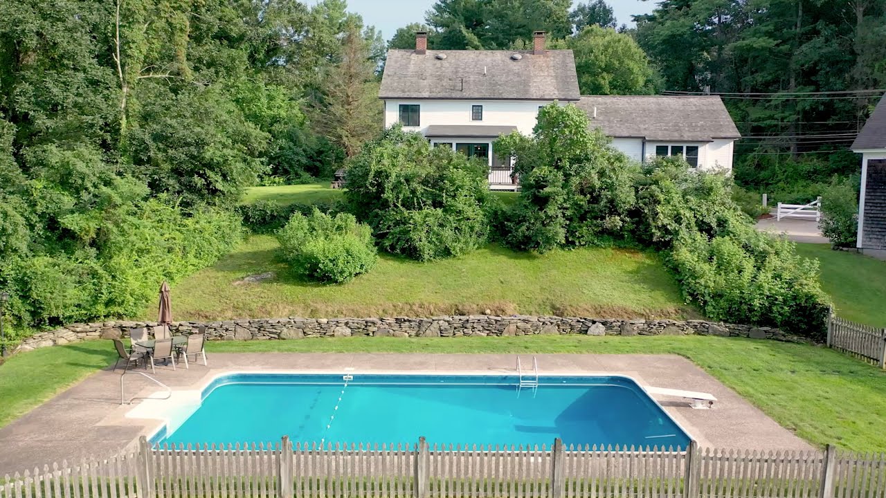 17 Village Road, Westford MA Beautifully Sited with Pastoral