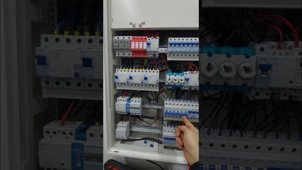 تعليم كشف  عطل الكهرباء والطريقه السريعه لكشف العطل وسسبب نزول القاطع والقاطع التفاضلي