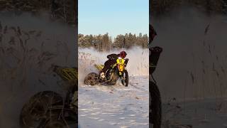 Cutting grass ✂️