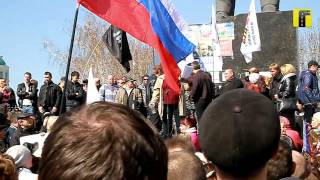 Митинг в Донецке. Вторая часть: активистки читают стихи