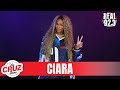 Capture de la vidéo Ciara Talks New Music, Russell Wilson, Family, Bad Bunny & More
