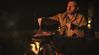 Fagioli Alla Bud Spencer E Terence Hill, Cottura Su Fuoco, Pentola In Ferro