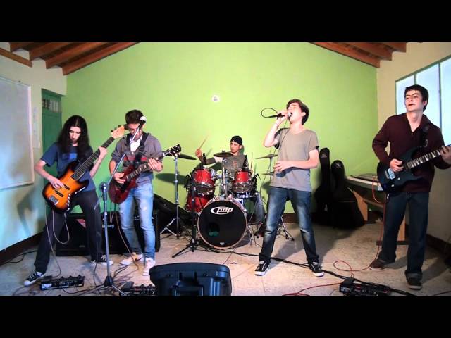 The Kids Aren't Alright [Cover Vuelta Atrás] - The Offspring class=