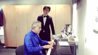 Dimash cantando en español
