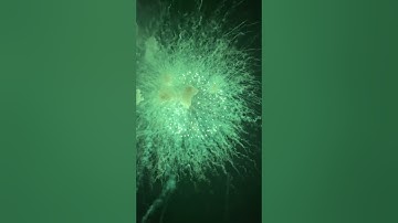 #airplane flies through 1.3 #fireworks display (4" 5” 6” & 8” shells)