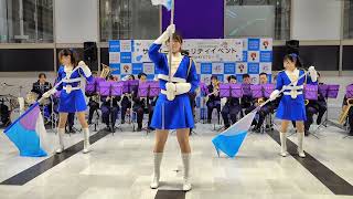京都女性警察官のフラッグ演技 京都府警察音楽隊 REFLECTIONS OF EARTH