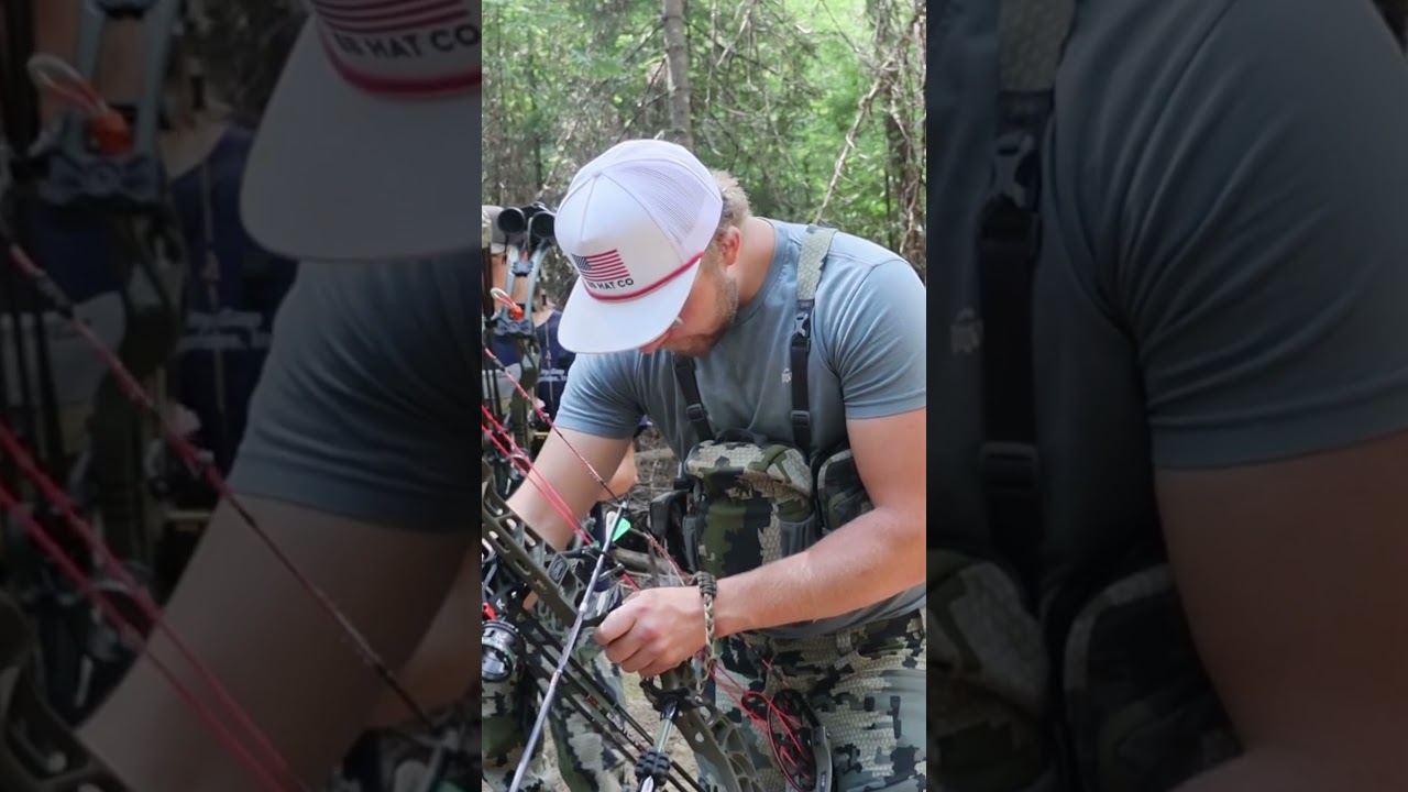 Bow is so loud #pnw #bowhunting #idaho #archery #content #shorts