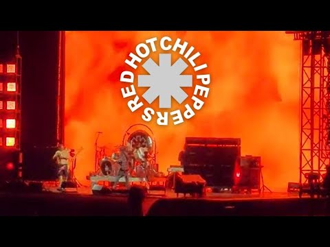 Red Hot Chili Peppers at Levi's Stadium - YouTube