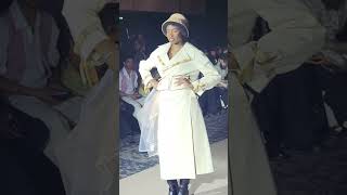 Cirlana : la mode à l’état poétique. #Cirlana #Défilé