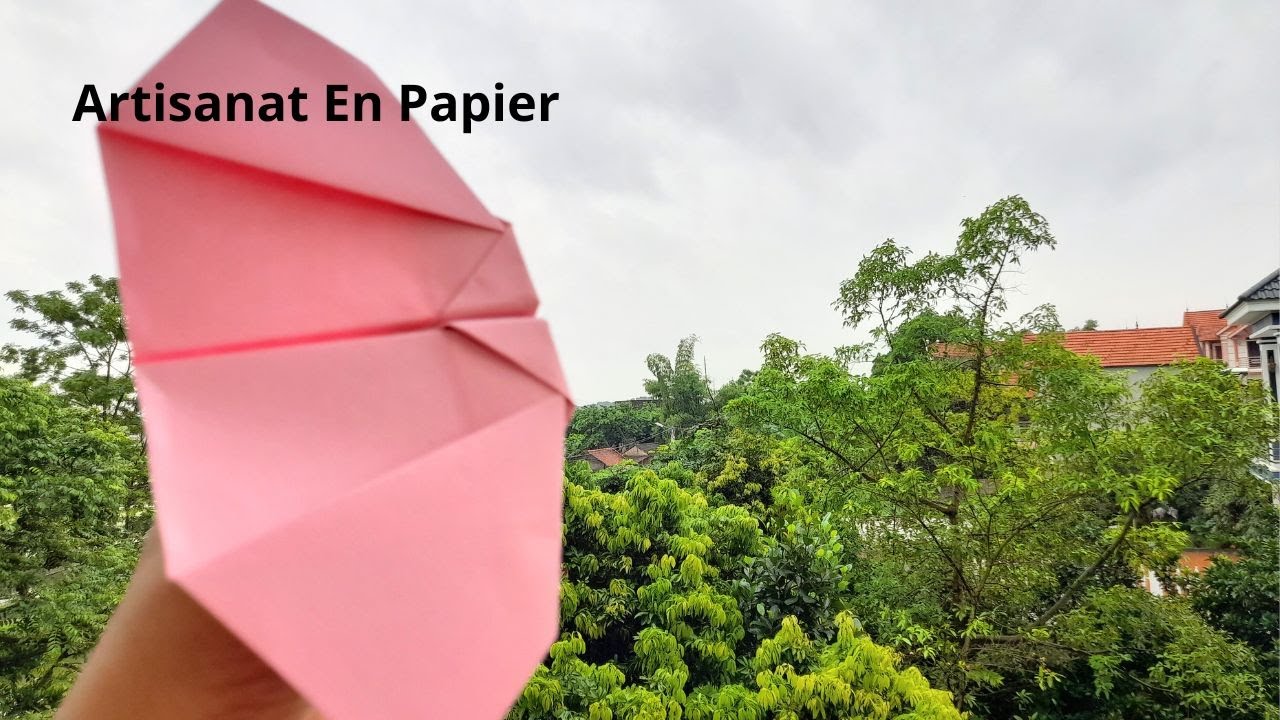 Comment fabriquer un avion en papier qui vole comme une chauve-souris