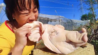 Ying made 6 delicious dishes with 10kg pigs head.