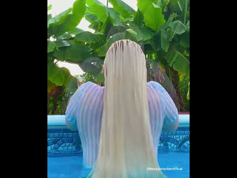 Becky Crocker - HOT BIG ASS - YouTube