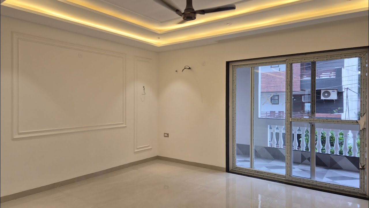 Top Floor with Terrace 4BHK In Greenfield Colony Faridabad Flat In Faridabad Near Delhi 9654064002.