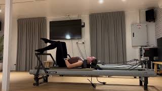 Pilates Reformer: Tabletop Preparation 