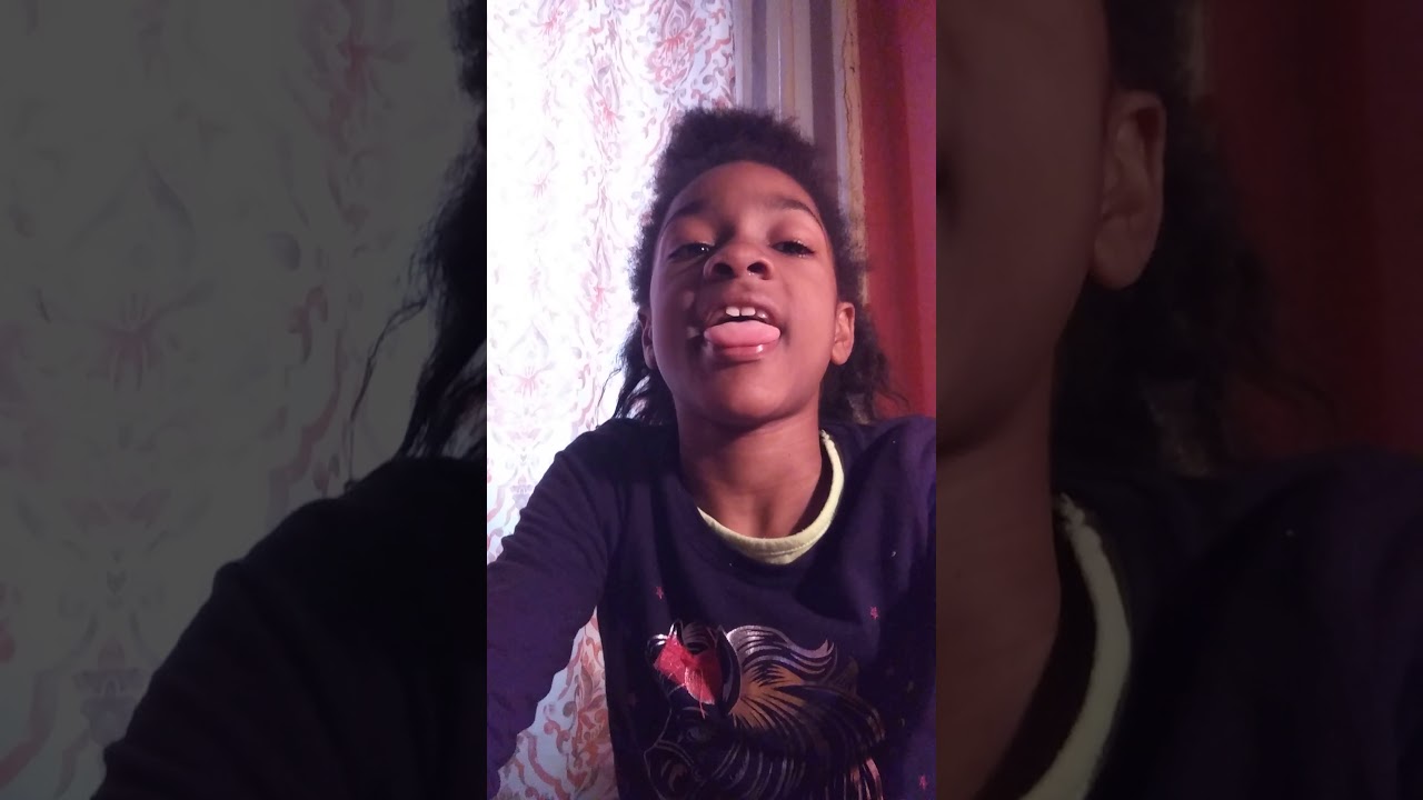 All about us !!!!!!  [Amya & poppy SHOW HD]