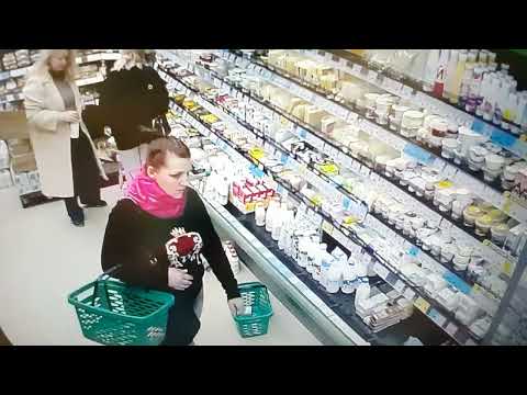 она не платила половину товар, хотел воровать.не получилось, ?‍♂️