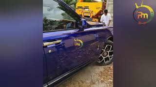 MSANII DIAMONDPLATNUMZ AONYESHA GARI LAKE JIPYA AINA YA ROLLS ROYCE ASEMA USIKUBALI KUAMBIWA HUWEZI