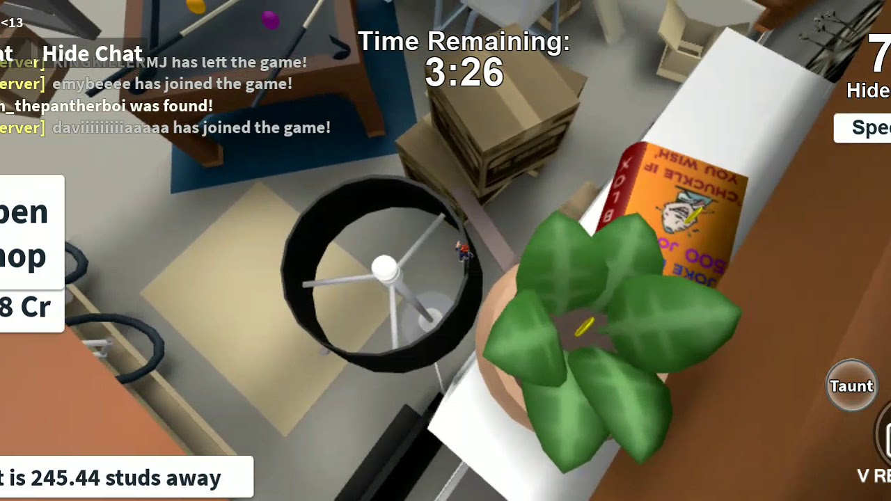 playing hide and seek extreme roblox - YouTube