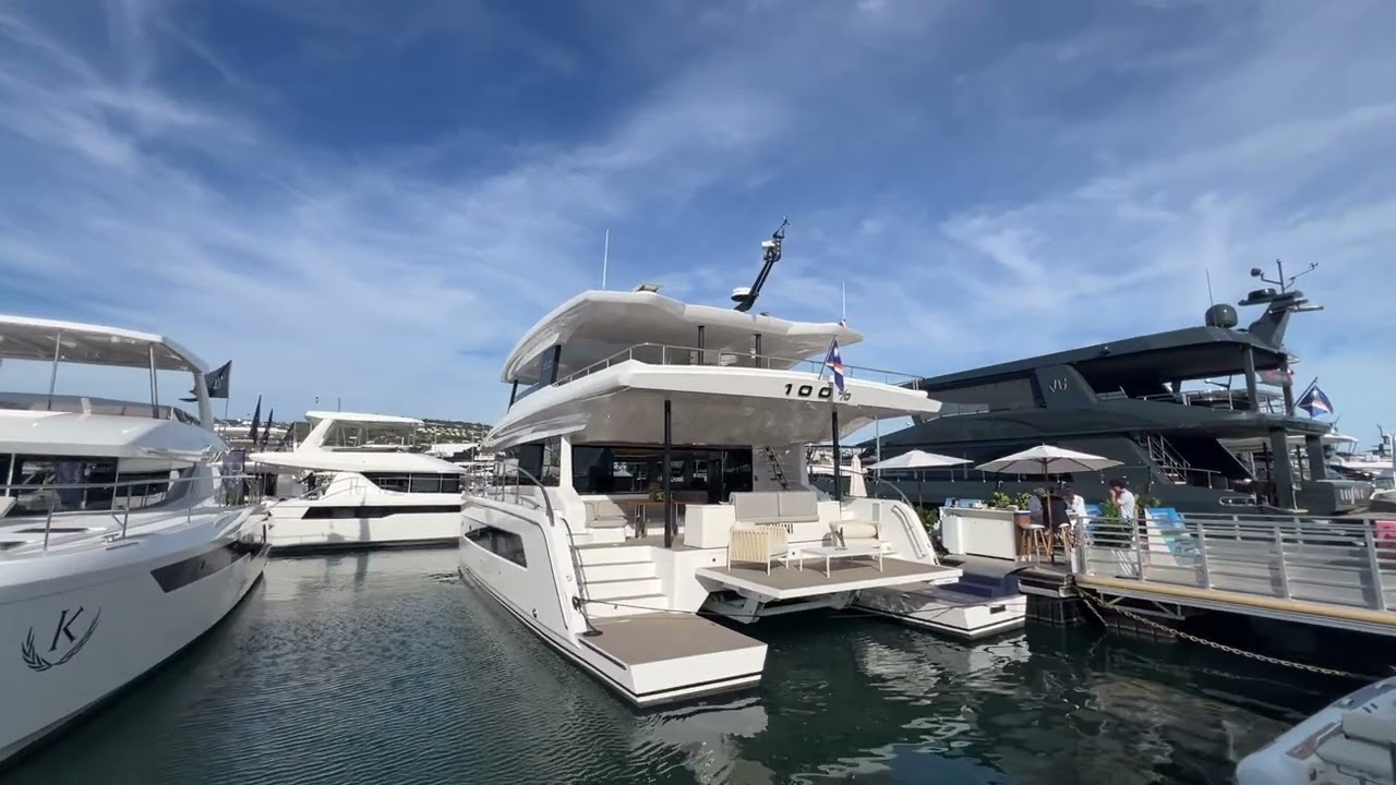 Silent 62 3-Deck Solar Catamaran – YachtBuying101.com - YouTube