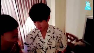 Jungkook sings 'Dear No One' by Tori Kelly on V's Vlive