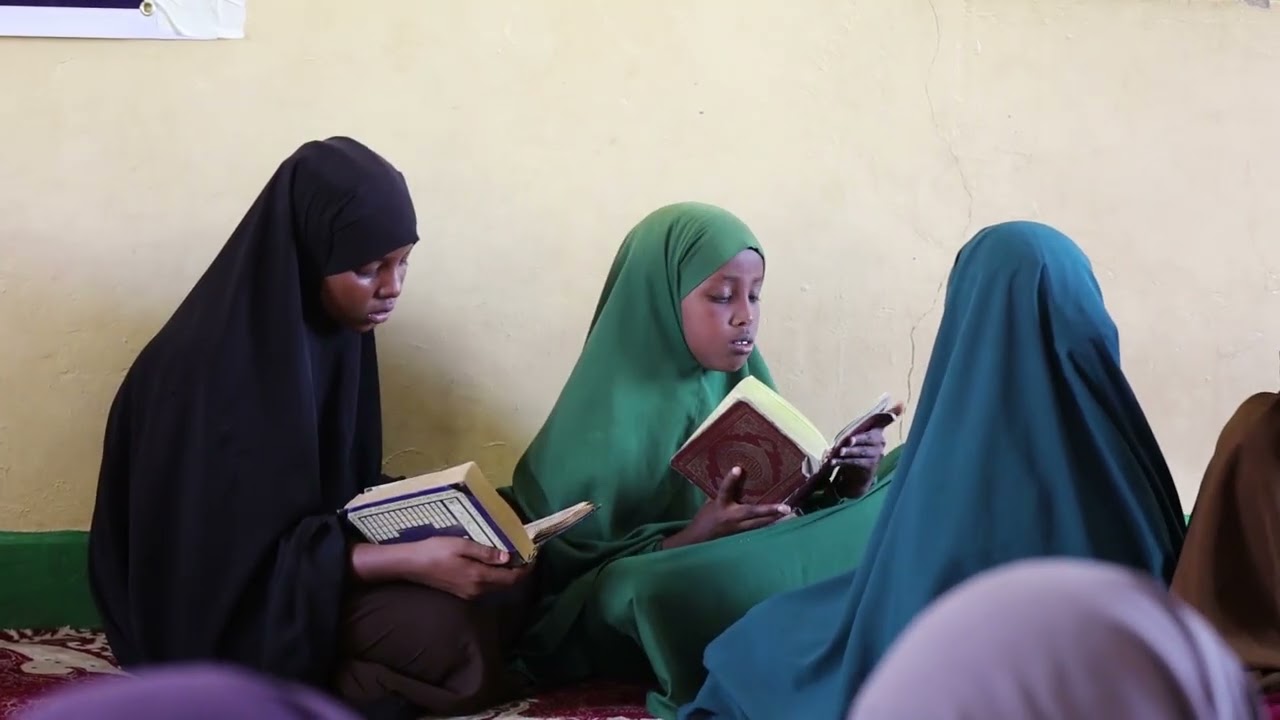 حلقة عمر بن الخطاب   1416 - 2025 كينيا